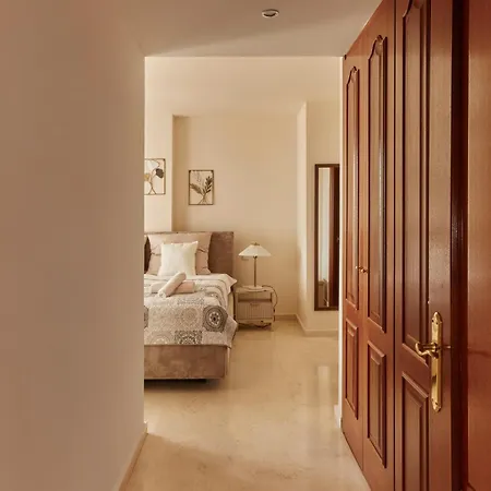 Haven Apartment *